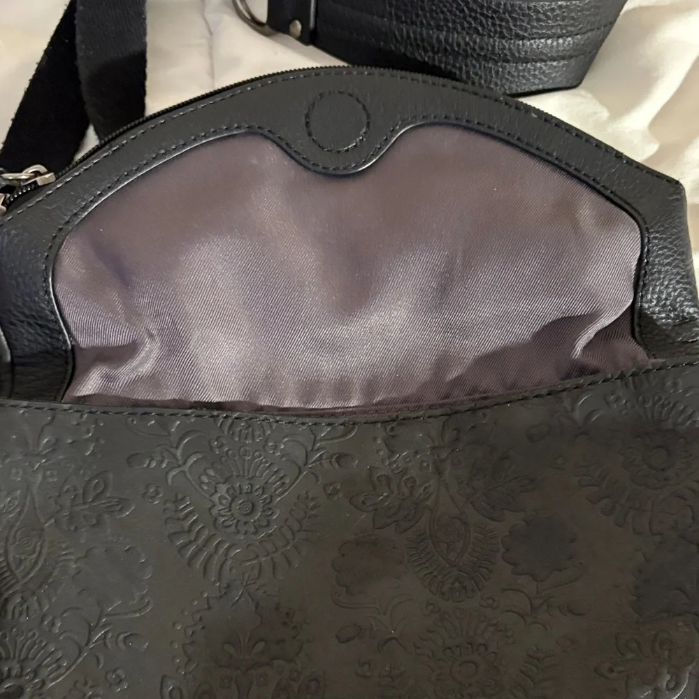 The Sak Black Hobo Floral Embossed Leather Crossbody Purse - Picture 7 of 10